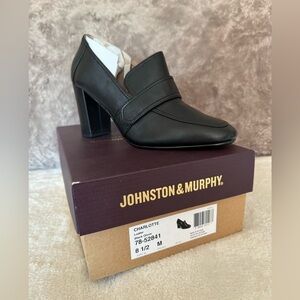 Brand New in box Johnston and Murphy Charlotte Loafer Size 8 1/2